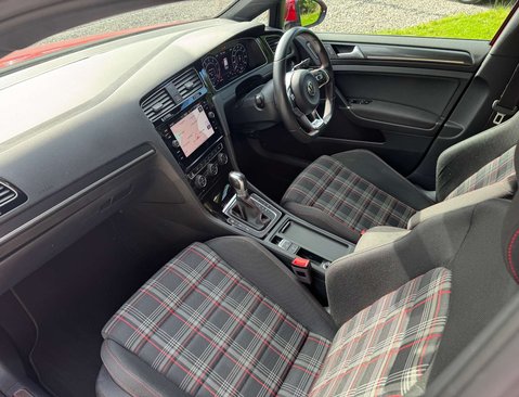 Volkswagen Golf 2.0 Golf GTi TSi Semi-Auto 5dr 36