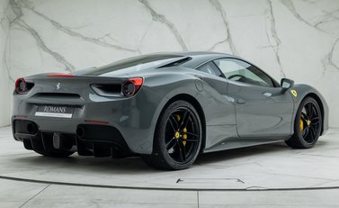 Ferrari 488 GTB 6