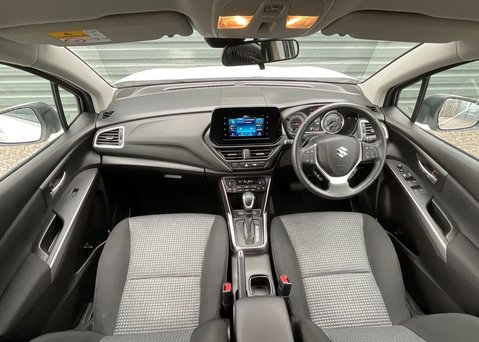 Suzuki S-Cross MOTION 13