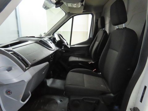 Ford Transit 2.0 350 EcoBlue FWD L2 H3 Euro 6 5dr 9