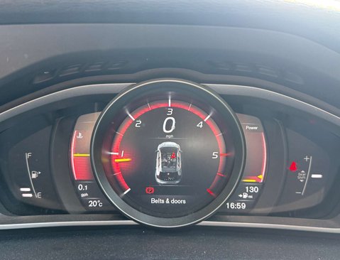 Volvo V40 2.0 V40 R-Design Pro D4 5dr 16