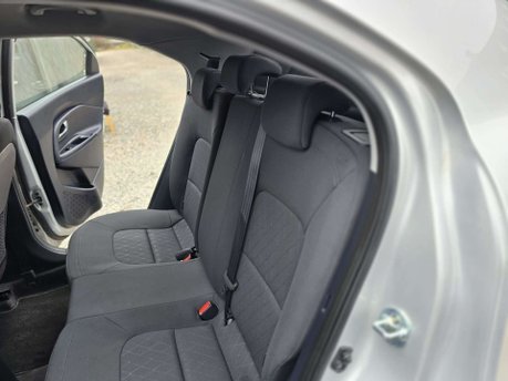 Kia Rio 1.4 2 Hatchback 5dr Petrol Auto Euro 6 (107 bhp) 23