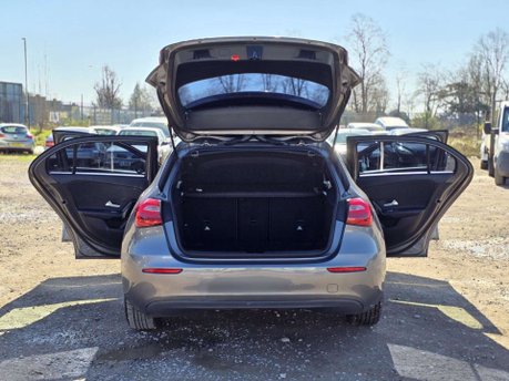 Mercedes-Benz A Class 1.5 A180d SE Hatchback 5dr Diesel 7G-DCT Euro 6 (s/s) (116 ps) 33