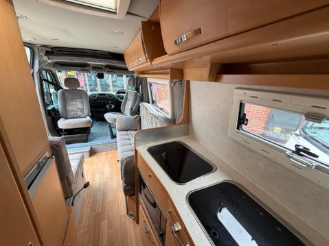 Devon Tempest 1 OWNER 2 BERTH HIGH TOP WITH ONLY 20,000 MILES 21