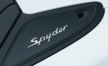 Porsche 718 SPYDER 36