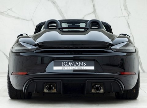 Porsche 718 Boxster Spyder 6