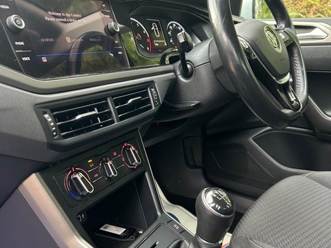 Volkswagen Polo 1.0 TSI SE Euro 6 (s/s) 5dr 12