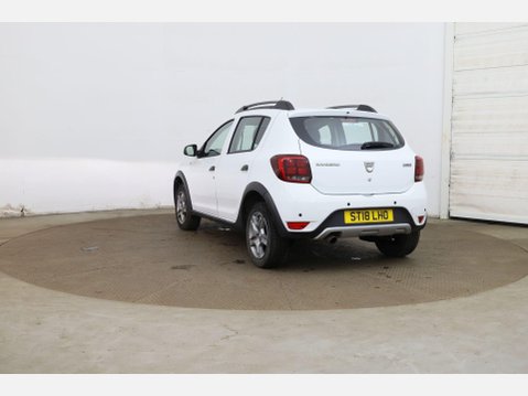 Dacia Sandero Stepway 0.9 TCe Laureate Euro 6 (s/s) 5dr 4