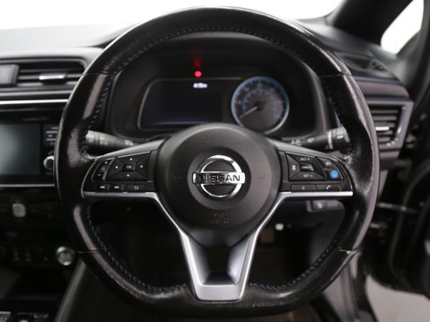 Nissan LEAF 40kWh Tekna Auto 5dr 10