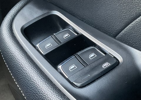 MG MG5 EV 61kWh EXCLUSIVE 19