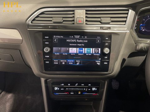 Volkswagen Tiguan Allspace 1.5 TSI Life SUV 5dr Petrol Manual Euro 6 (s/s) (150 ps) Bluetooth - DAB Ra 18