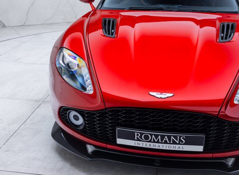 Aston Martin Vanquish Zagato Shooting Brake 38