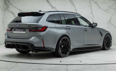BMW M3 COMPETITION M XDRIVE TOURING 6