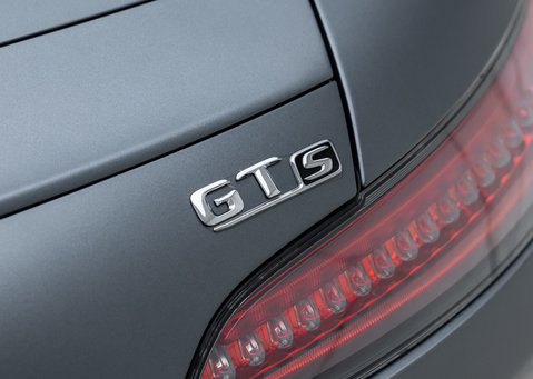 Mercedes-Benz Amg GT S PREMIUM 