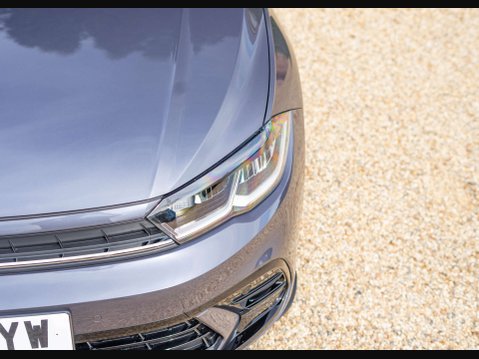 Volkswagen Polo 1.0 Polo R-Line TSI Semi-Auto 5dr 17