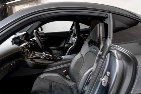 Mercedes-Benz AMG GT R FULL PPF. CARBON PACKS 1 & 2. CARBON ENGINE BAY. CERAMICS. BURMESTER. 18