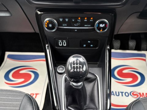 Ford Ecosport TITANIUM 23