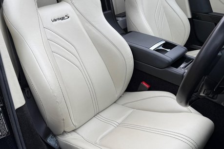 Aston Martin Vantage S V8 ROADSTER 27