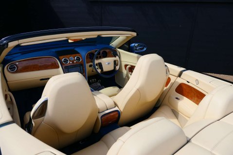 Bentley Continental 6.0 Continental GTc Auto 4WD 2dr 37