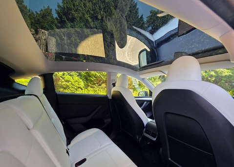 Tesla Model Y ModeL Y Long Range AWD 4WD 5dr 3