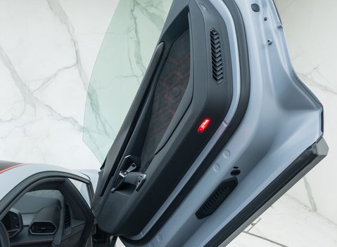 Lamborghini Revuelto 25