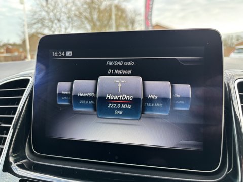 Mercedes-Benz GLE GLE 350 D 4MATIC AMG LINE 28