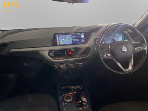 BMW 1 Series 1.5 118i SE (LCP) Hatchback 5dr Petrol DCT Euro 6 (s/s) (136 ps) Heated Sea 18