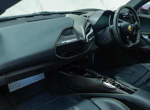 Ferrari SF90 Stradale 18