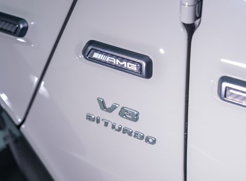 Mercedes-Benz G Class AMG G 63 CARBON EDITION 40