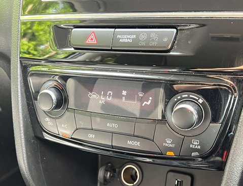 Suzuki Vitara 1.6 Vitara SZ-T 5dr 23
