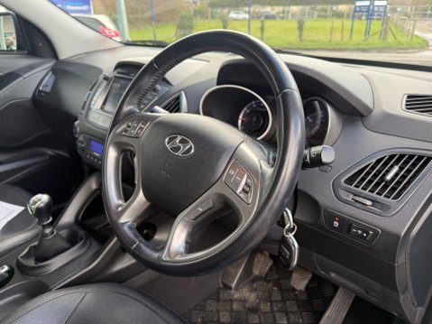 Hyundai ix35 1.6 GDi SE Euro 5 5dr (Nav) 10