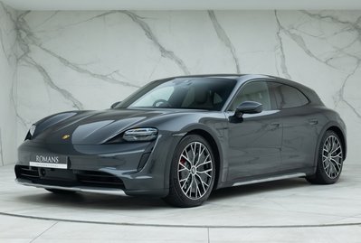 Porsche Taycan 4S Cross Turismo