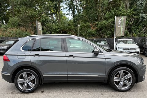 Volkswagen Tiguan SEL TSI BMT 4MOTION DSG - PANROOF - CARPLAY - FULL SERVICE HISTORY 5