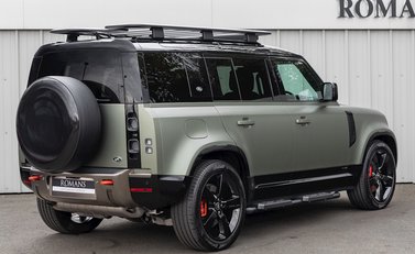 Land Rover Defender 110 X P400 7