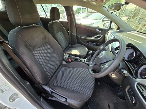 Vauxhall Astra DESIGN CDTI ECOTEC S/S 9