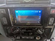 Land Rover Defender 2.2 Defender 90 Hard Top TD 4WD 5dr 51