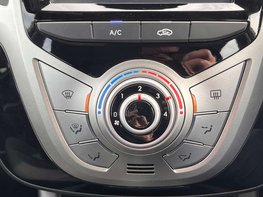 Hyundai ix20 1.6 ix20 SE Nav MPI Auto 5dr 36