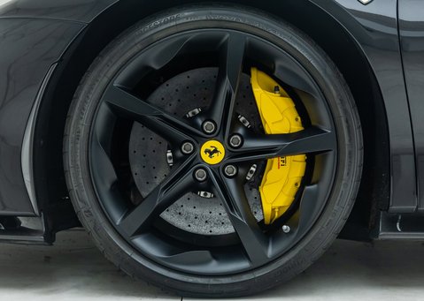 Ferrari SF90 Stradale 