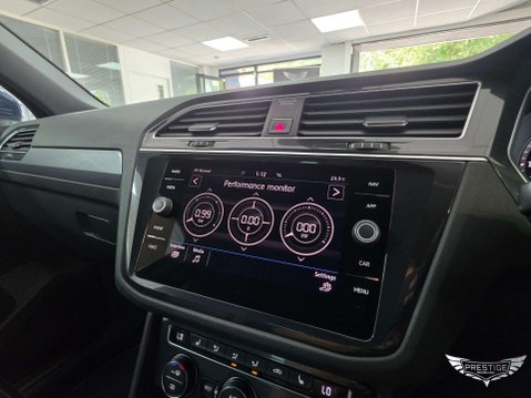 Volkswagen Tiguan 2.0 TSI R-Line DSG 4Motion Euro 6 (s/s) 5dr 39