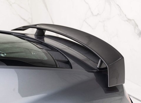 Audi R8 V10 Performance Carbon Black 27