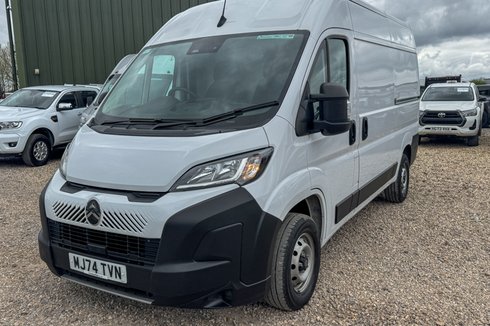 Citroen Relay MWB L2H2 Medium Roof Enterprise 35 Air Con Camera Sensors EURO 6