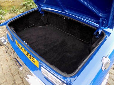 Triumph Stag Automatic 17