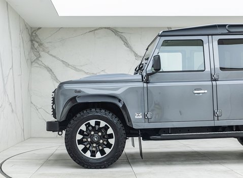 Land Rover Defender 110 Works V8 70th Edition 29