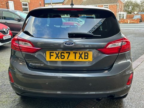 Ford Fiesta TITANIUM 4