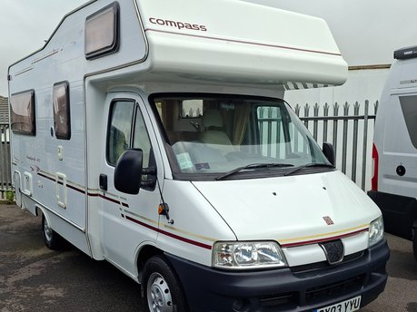 Compass Avantgarde 400 