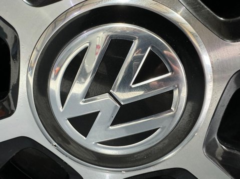 Volkswagen Up 1.0 TSI up! GTI 34