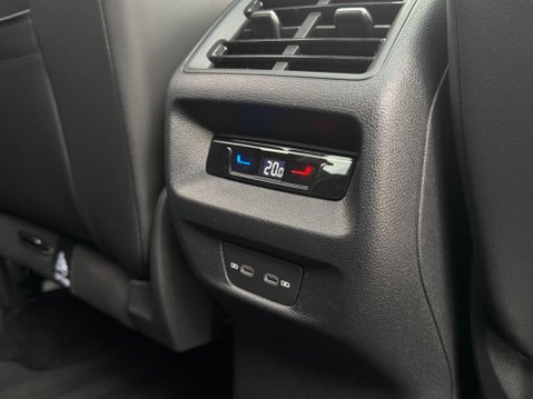 Volkswagen Tiguan 2.0 TDI Elegance DSG Euro 6 (s/s) 5dr 28