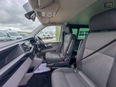 Volkswagen Transporter AUTO Crew Cab 204ps SWB L1H1 T32 Kombi Highline Air Con Cam EURO 6 15