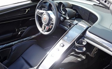 Porsche 918 Spyder 18