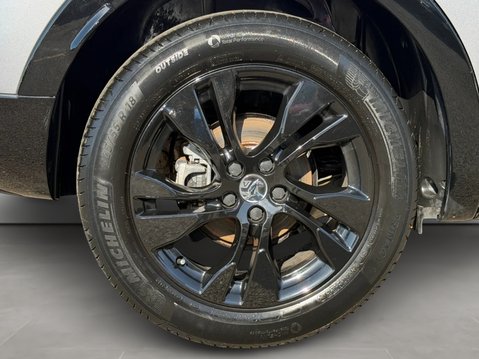 Vauxhall Grandland 1.2 Turbo SRi 5dr 11